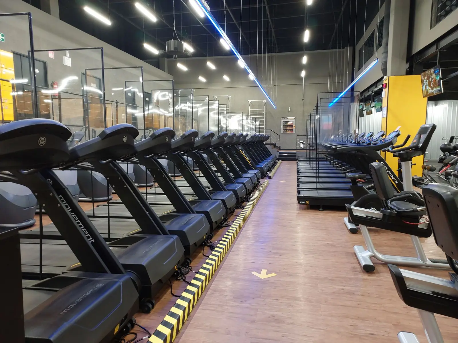 Fitness center at Qiravel Royal Stay